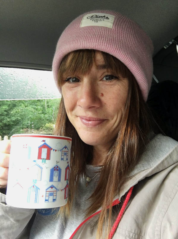 heather and mug800pix